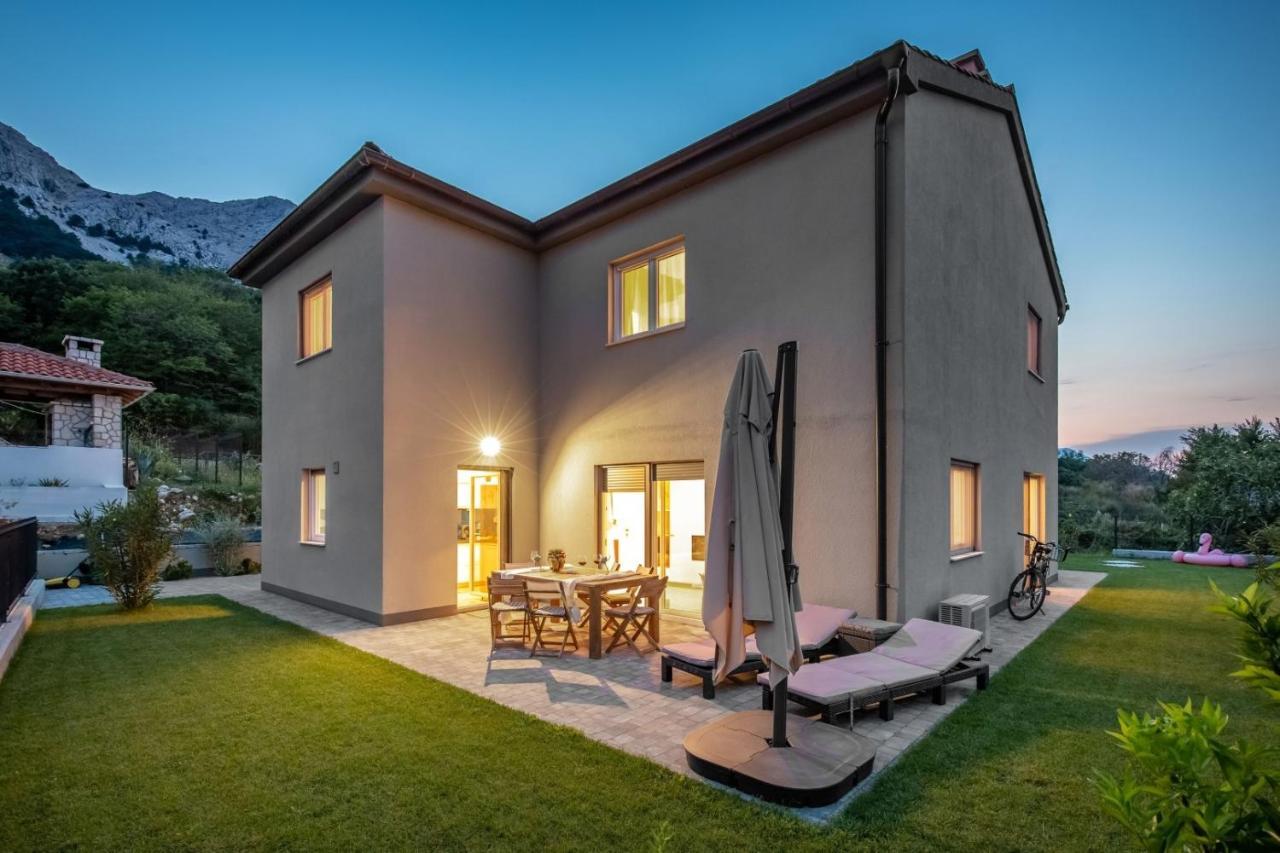Tarari Luxury Apartment Baška Buitenkant foto