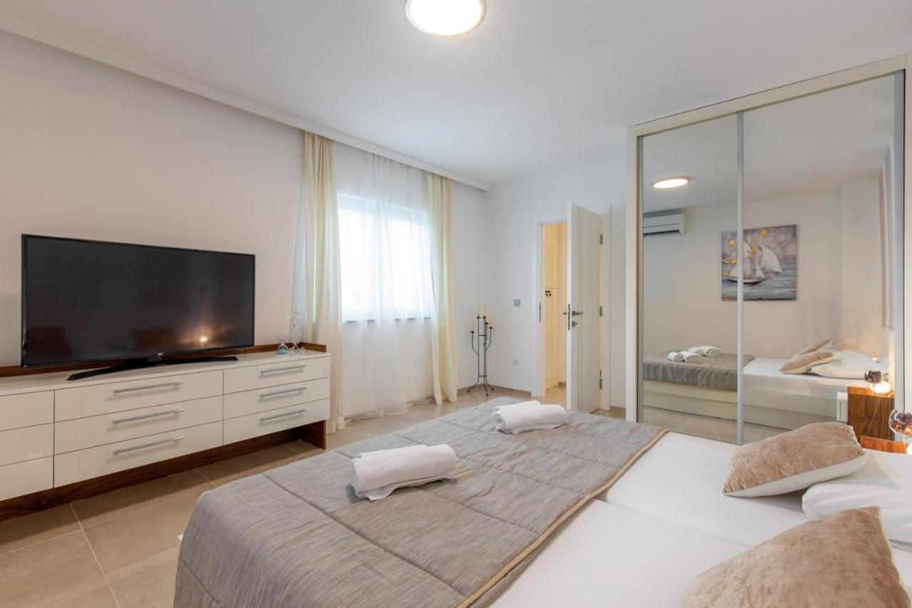 Tarari Luxury Apartment Baška Buitenkant foto