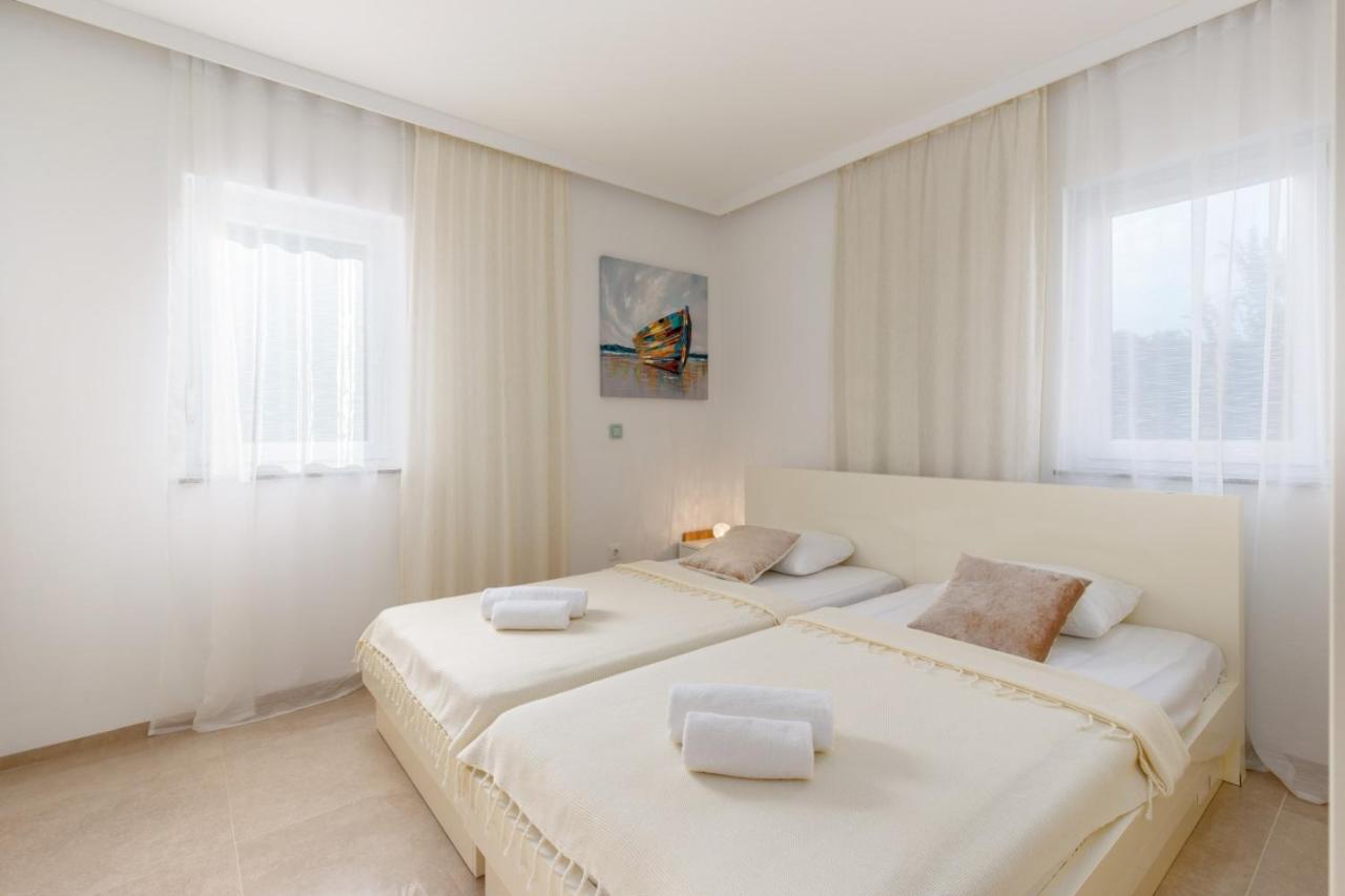 Tarari Luxury Apartment Baška Buitenkant foto