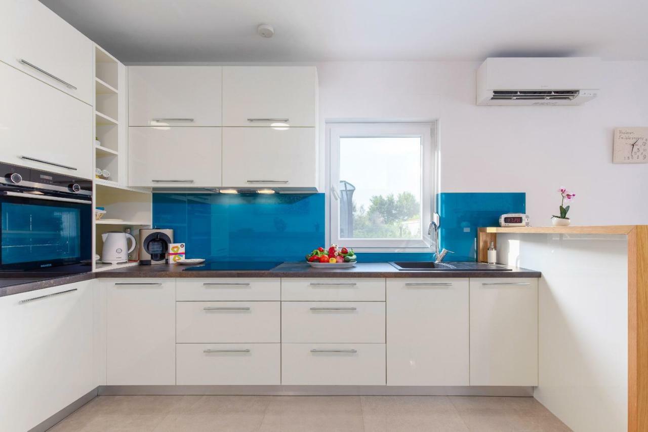 Tarari Luxury Apartment Baška Buitenkant foto